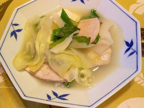 きはだ鮪・豆腐・大根で鍋風